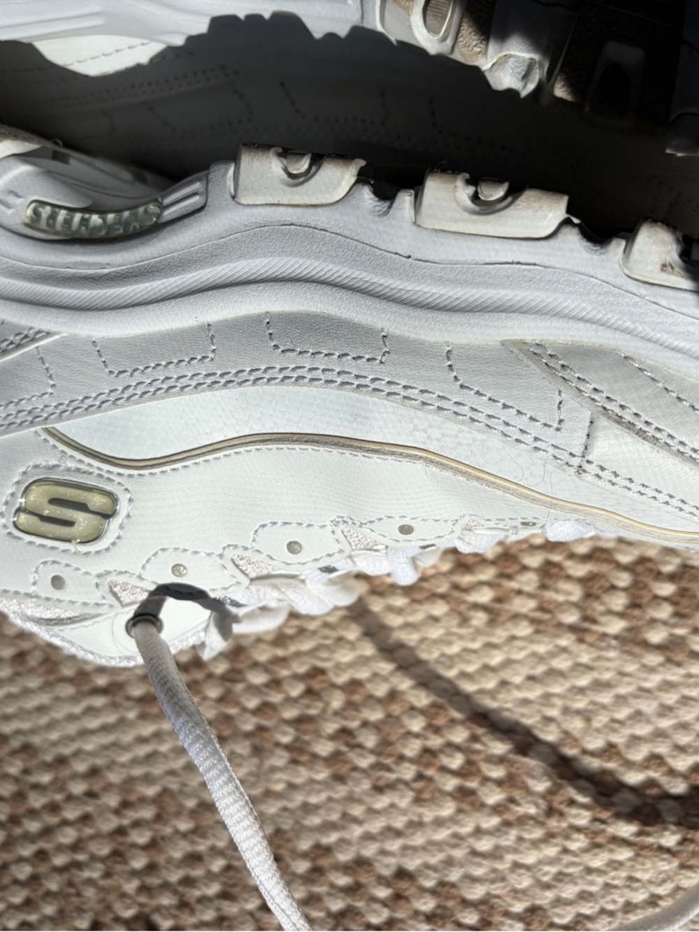 Skechers White 9 wide, Sneakers with Aqua Insole D’Lite, memory foam - Picture 10 of 10